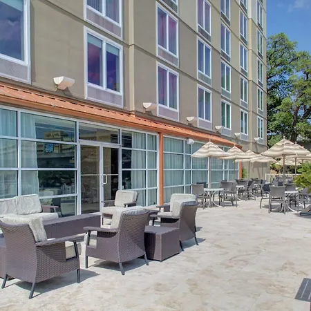 Doubletree By Hilton Biloxi-2